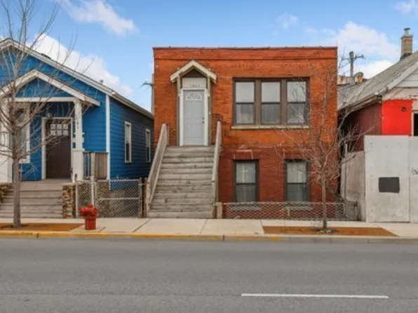 1903 W Fullerton Ave, Chicago, IL 60614
