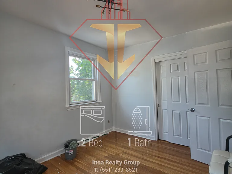119 Hobart Ave #D — Photo 15