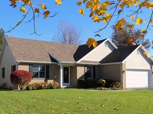 28566 Woodland Ave, Perrysburg, OH 43551