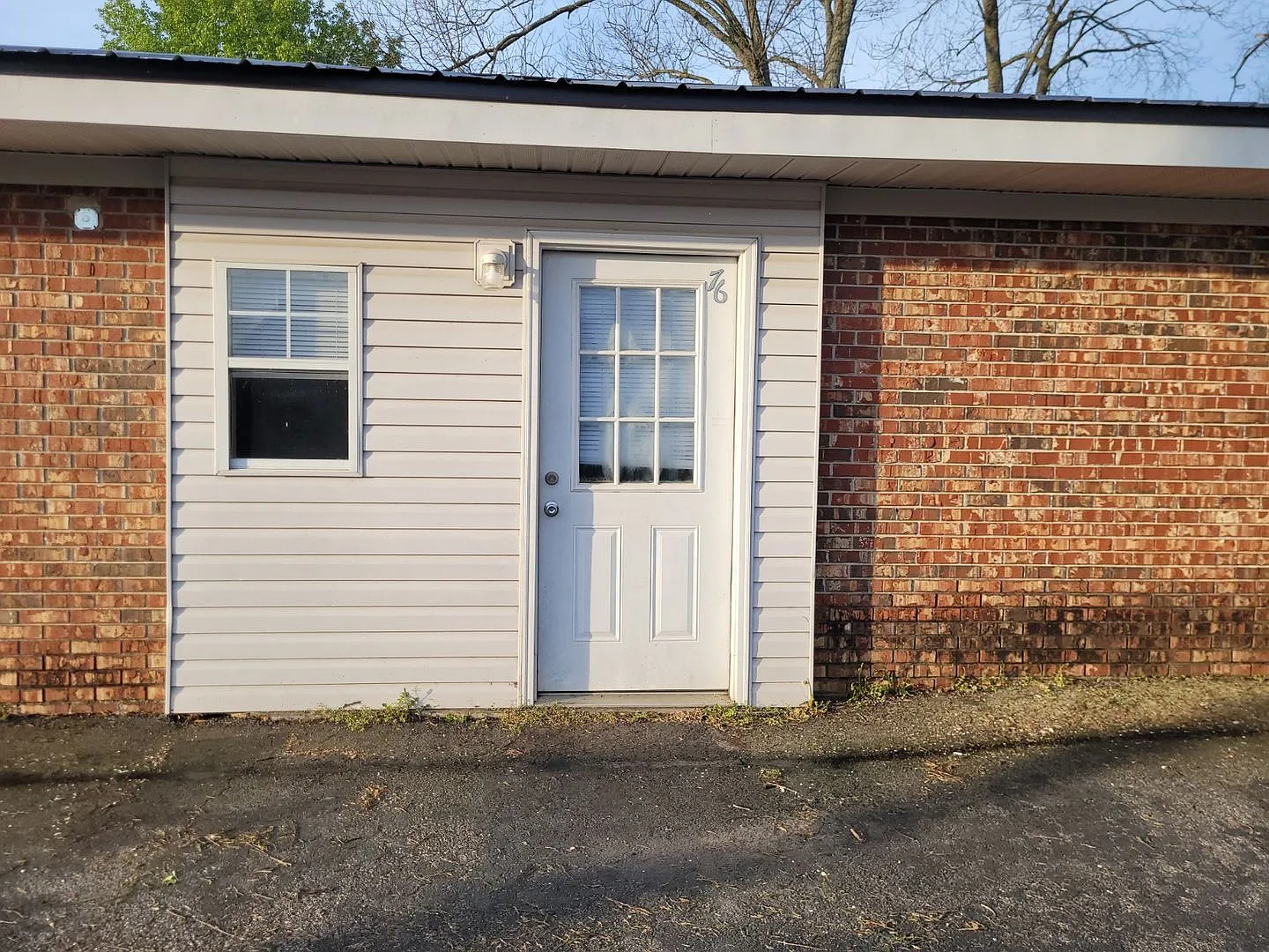 70 Hwy 98 East 1 — Photo 1