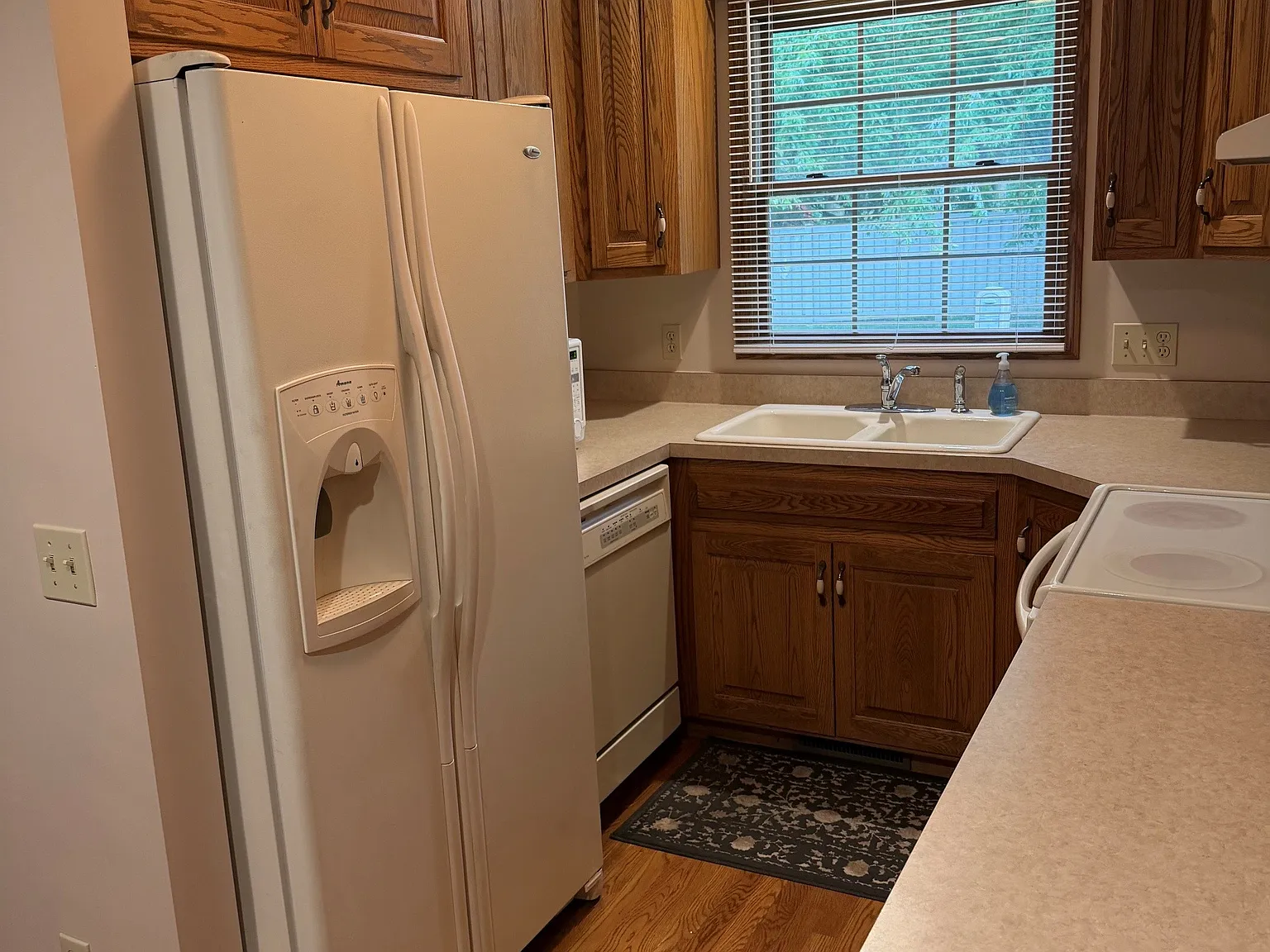 3 bed, 1584 sqft, $1,695 — Photo 4