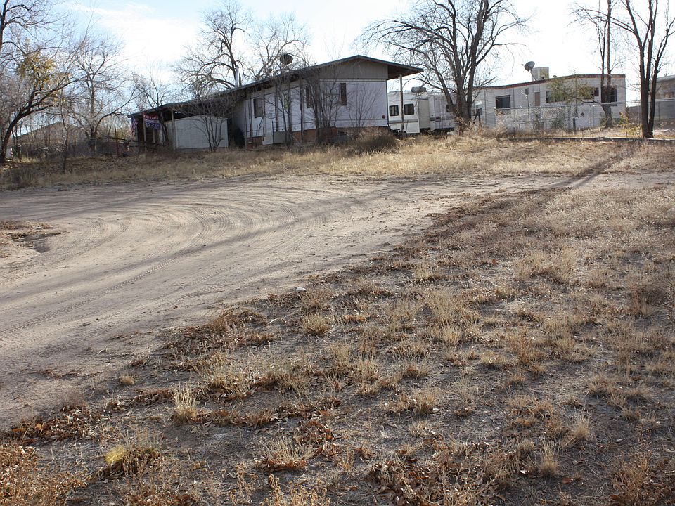 2nd image of 1495 Tumbleweed Dr