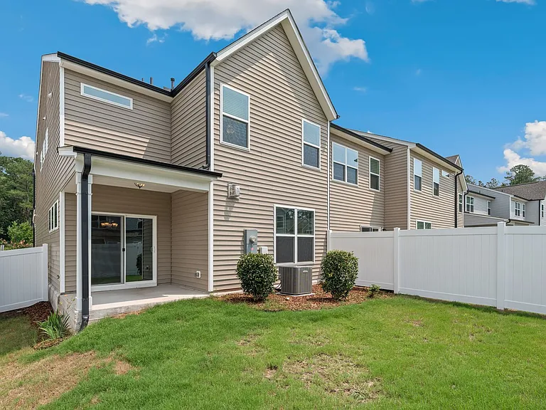 212 Oakchest Ct — Photo 20