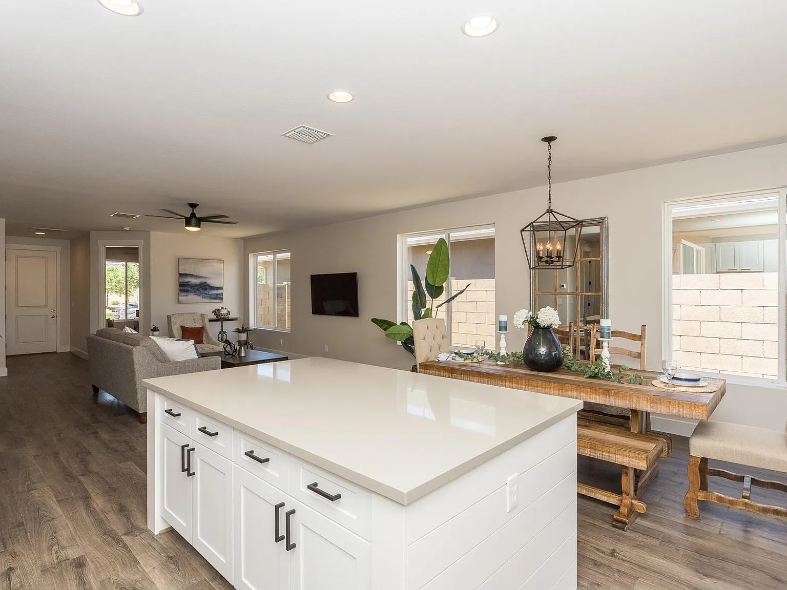 524 Allerton Way — Photo 4