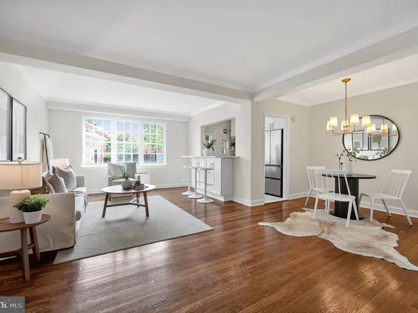 13 Auburn Ct APT D, Alexandria, VA 22305