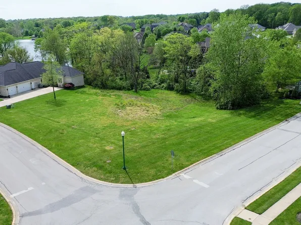 1340 Greenstone Dr, Danville, IN 46122