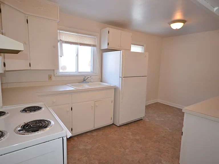 121 Hickory Rd — Photo 7