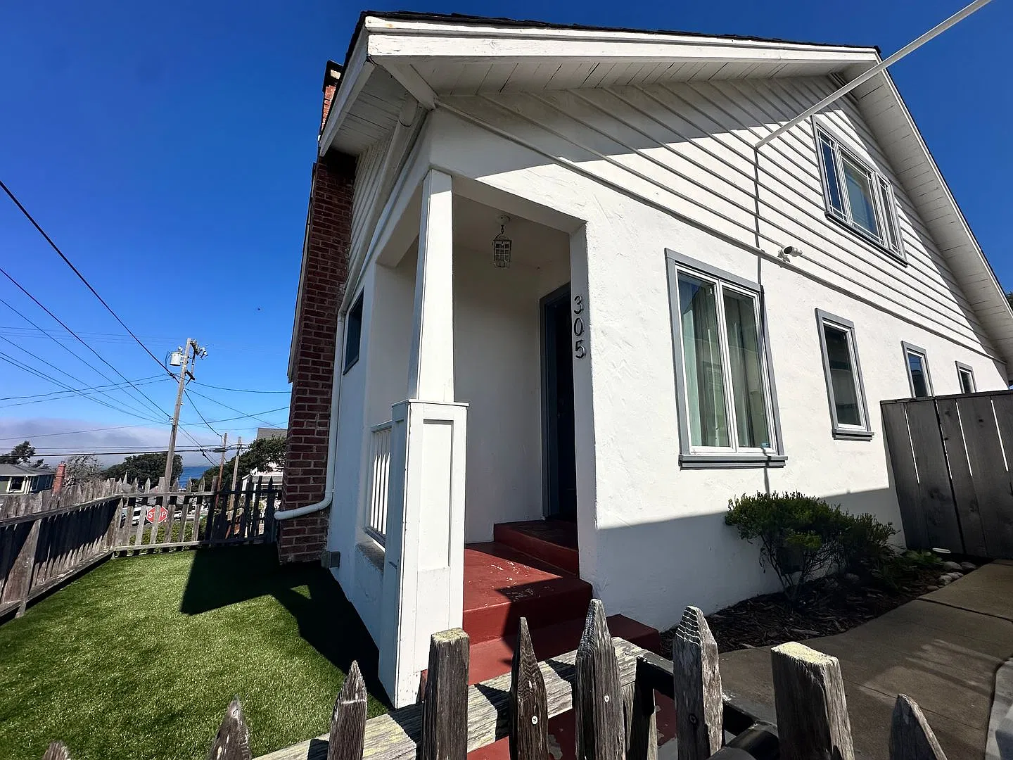 305 Carmel Avenue — Photo 3