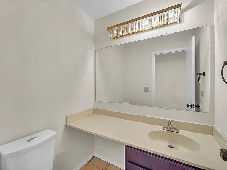 1100 Lockwood Dr — Photo 18