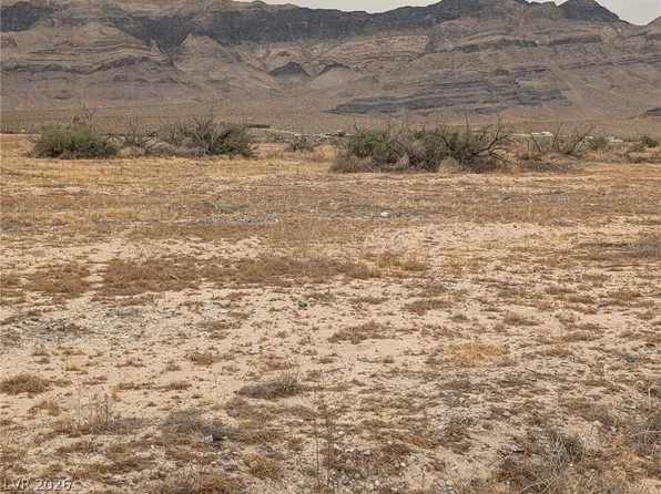 5900 N Fitzroy Ave, Pahrump, NV 89060