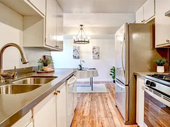 1010 Ruth Place, Santa Rosa, CA 95401