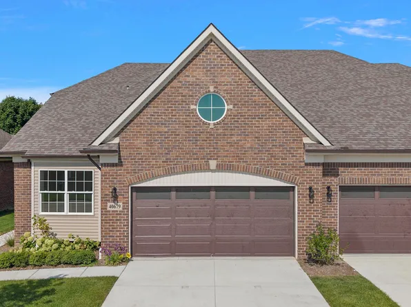40679 Azalea Dr, Clinton Township, MI 48036