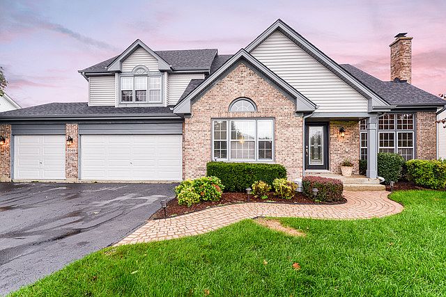 1st image of 2049 Cheshire Dr