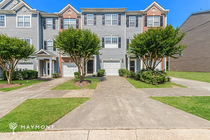 2 bed, 2.5 bath, 1932 sqft, $1,845 — Photo 1