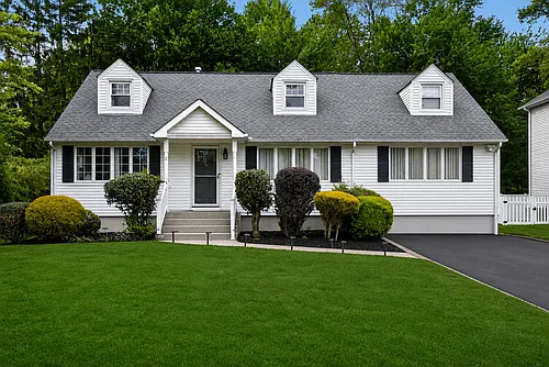6 Willow Way Photo 1