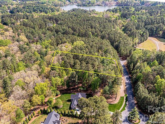 3rd image of 5417 Bridgewater Dr Lot 260