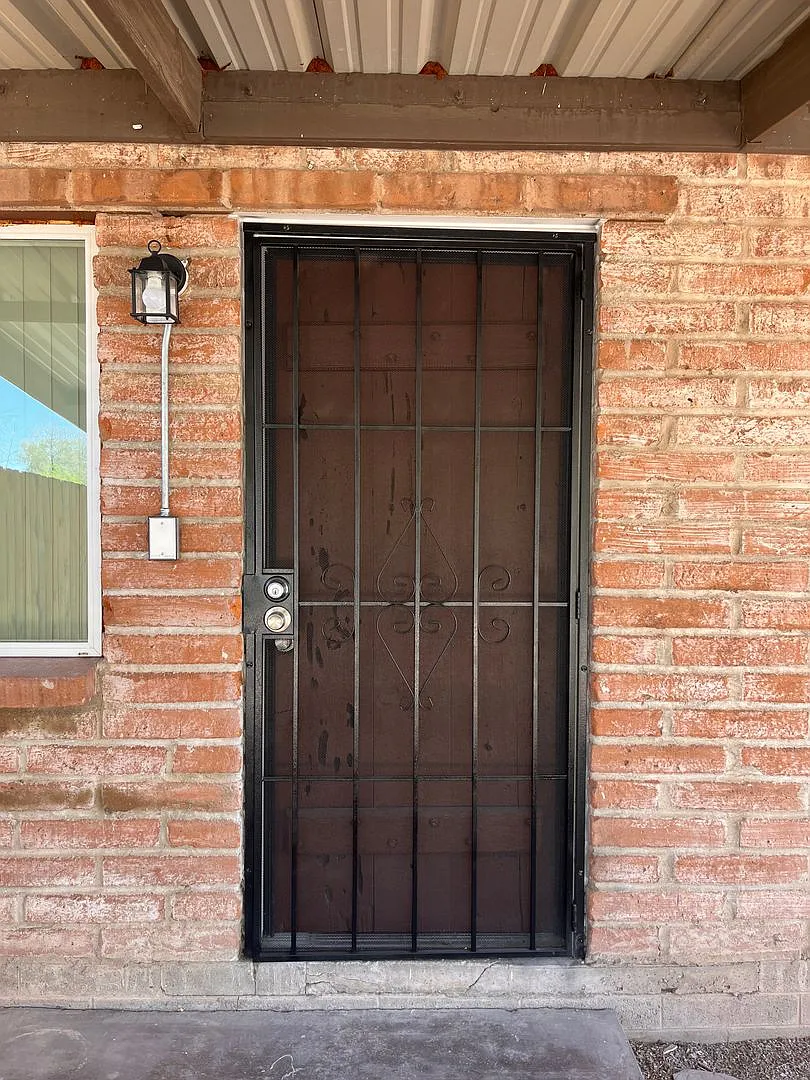 3449-3471 N. Geronimo Avenue — Photo 3