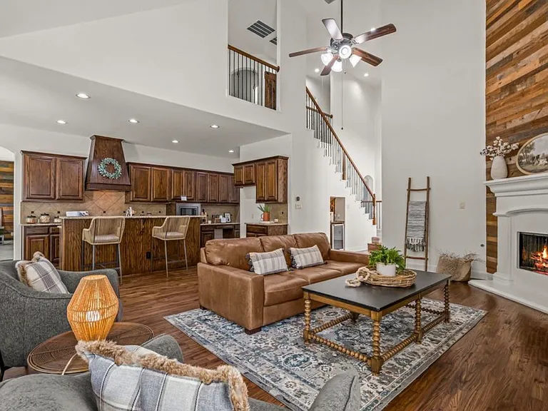 5317 Fern Valley Ln — Photo 16