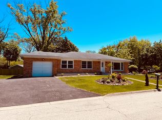 3 Crystal St Unit 3, Cary, IL 60013