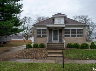 1109 N Capitol St, Pekin, IL 61554