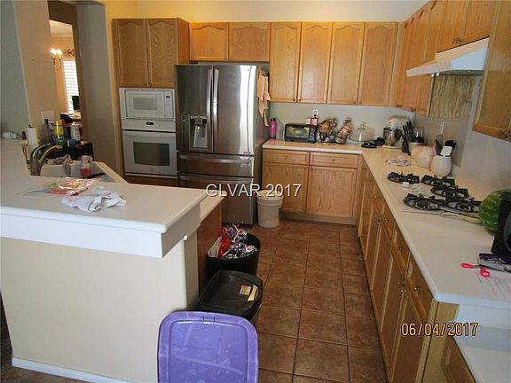4th image of 314 Carolwood Dr