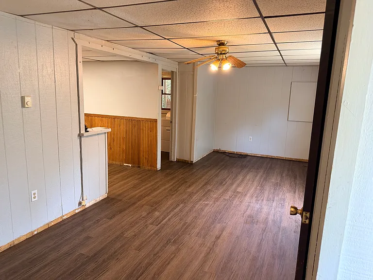 363 Riverside Dr #1 — Photo 4