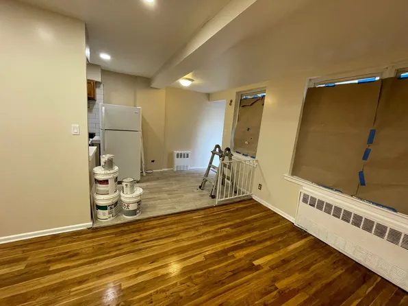 1322 East 87th Street image 4 of 11