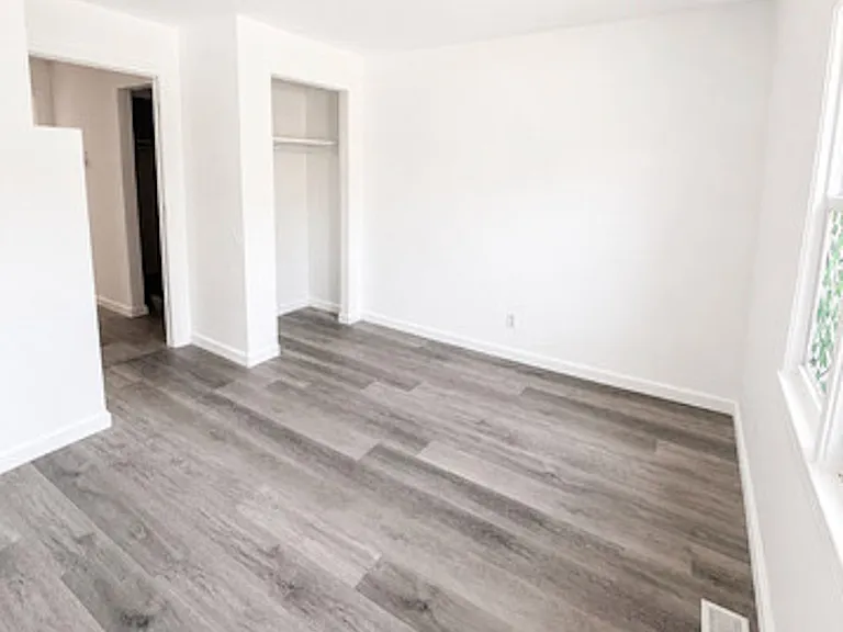 223 Pearl Harbor St — Photo 4
