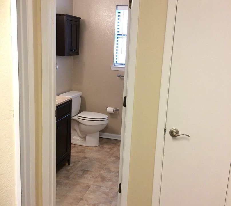 1st image of 2835 Cypress Dr