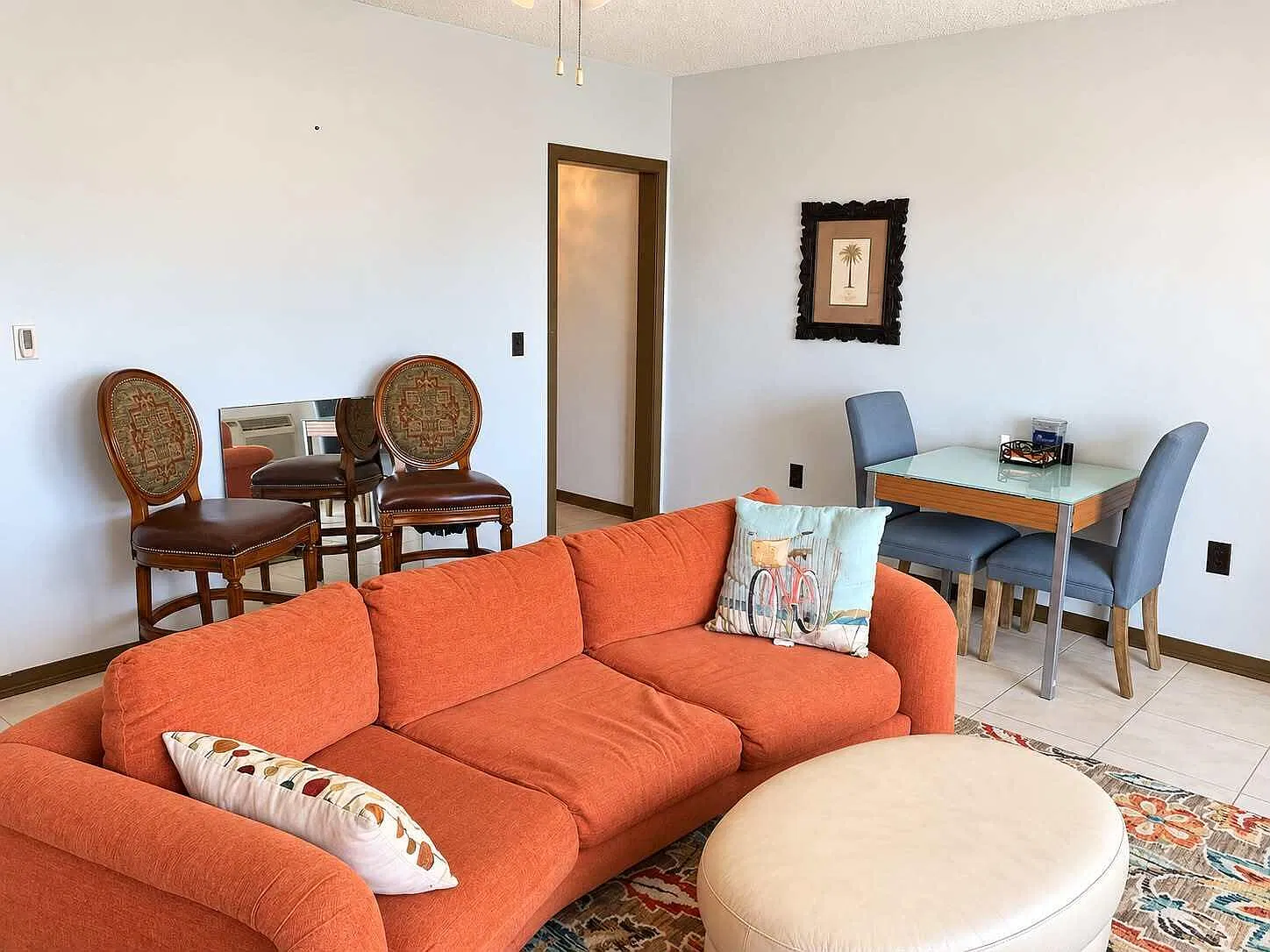 1 bed, 1.0 bath, 550 sqft, $1,695 — Photo 2