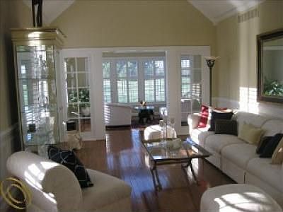 3rd image of 44492 Broadmoor Blvd #15