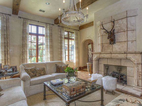 5th image of 1707 Catalina Ct