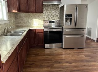 68 Walnut St APT 4, Leominster, MA 01453