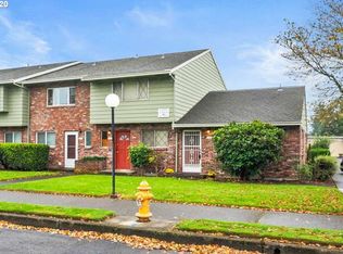 1800 NE 19th St, Gresham, OR 97030