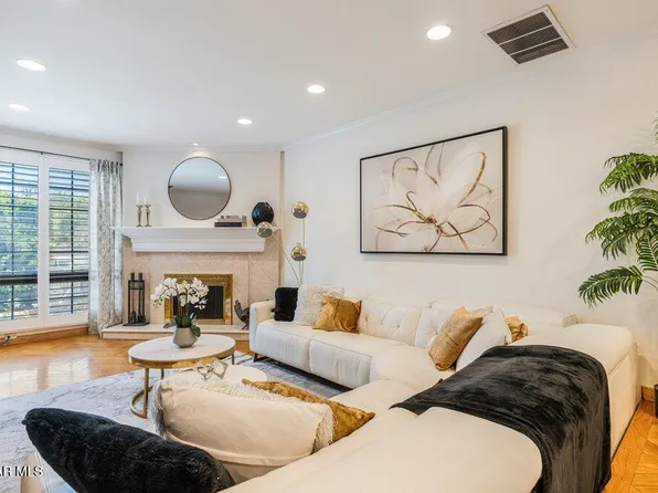 18102 Burbank Blvd Unit 29, Tarzana, CA 91356