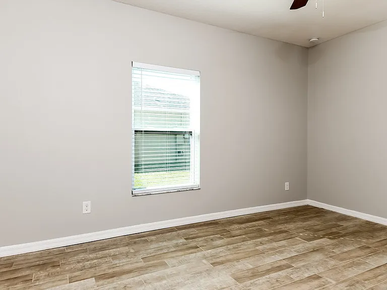 346 Vitoria Rd — Photo 10