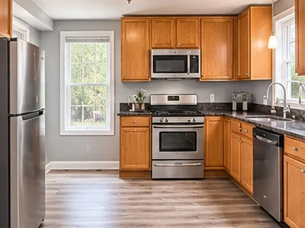 187 Mendon St #187, Hopedale, MA 01747
