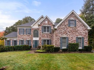 39 Langelier Ln, Marlborough, MA 01752