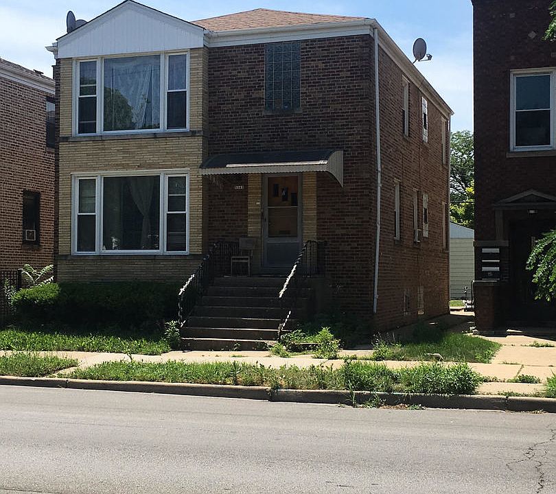 1st image of 5303 W Montrose Ave
