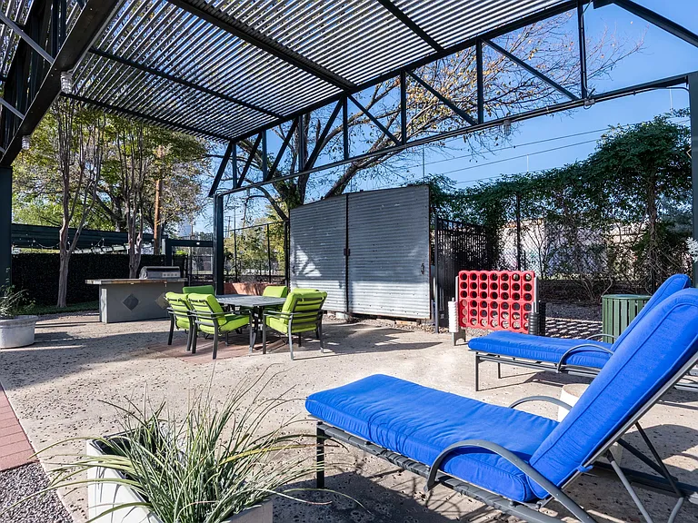 Outdoor Grilling Lounge