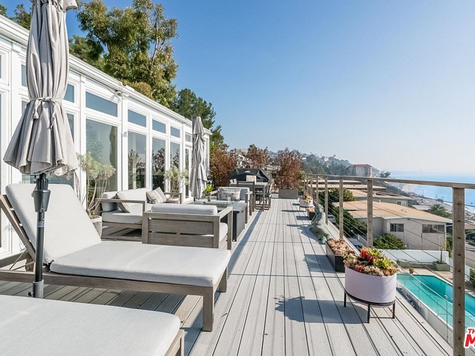 1st image of 18125 Coastline Dr #1