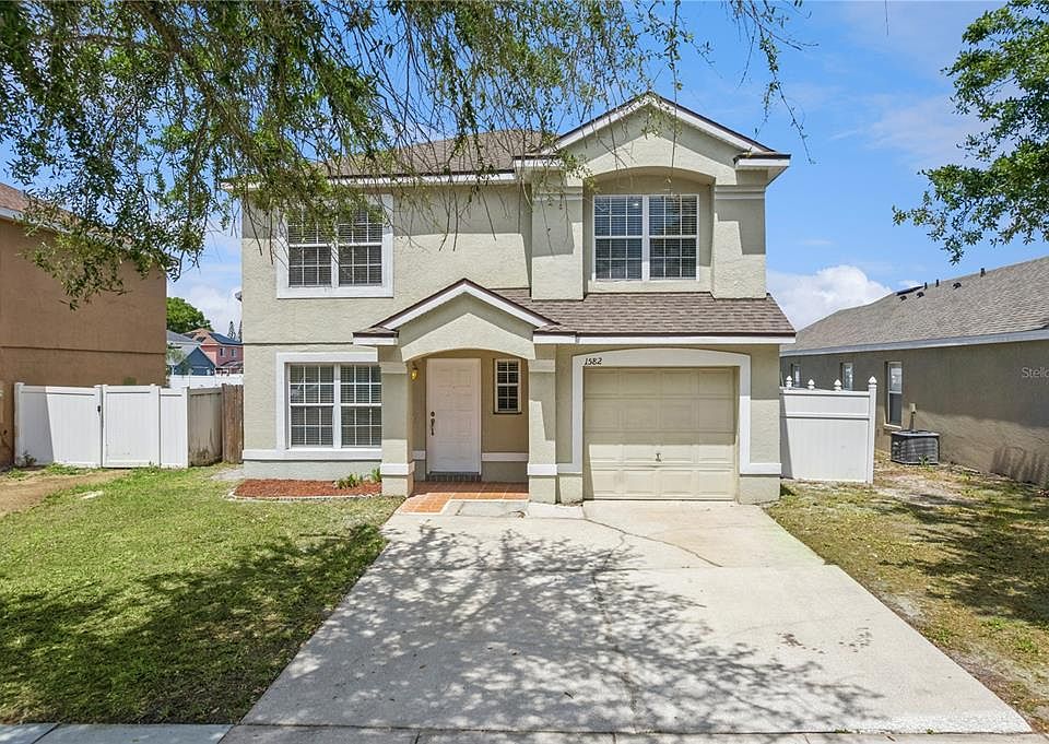 1st image of 1582 CAREY GLEN CIRCLE