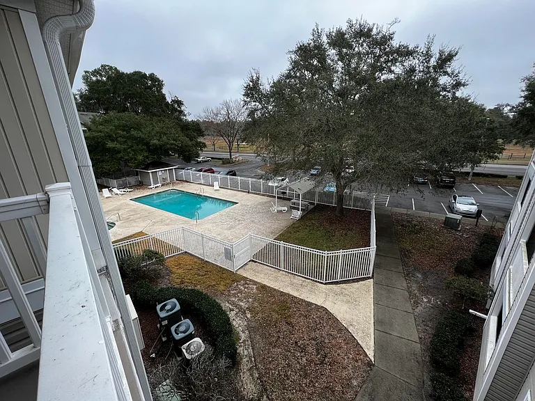 4000 SW 23rd St #2-307 — Photo 11
