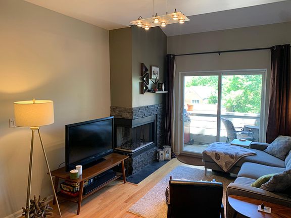 2nd image of 2132 W Evergreen Ave APT 3C