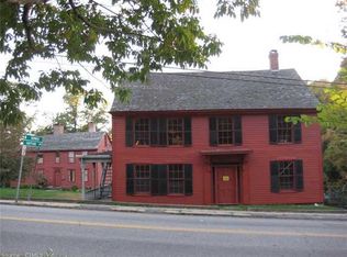 2 Town St, Norwich, CT 06360