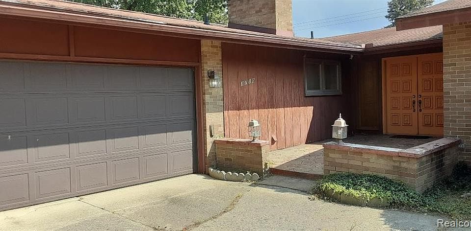2nd image of 3710 Worchester Dr