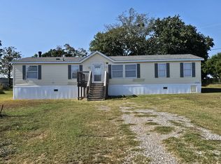 18100 Coker Rd #35, Shawnee, OK 74801