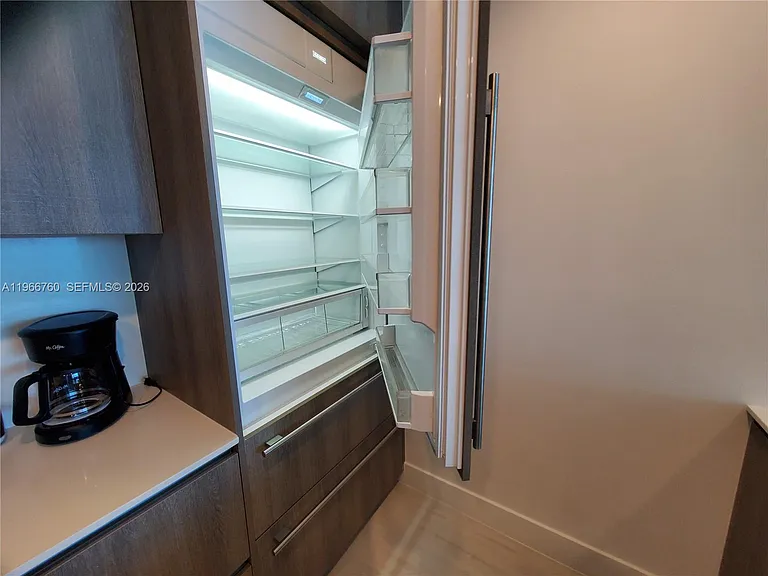 17550 Collins Ave #1403 — Photo 33
