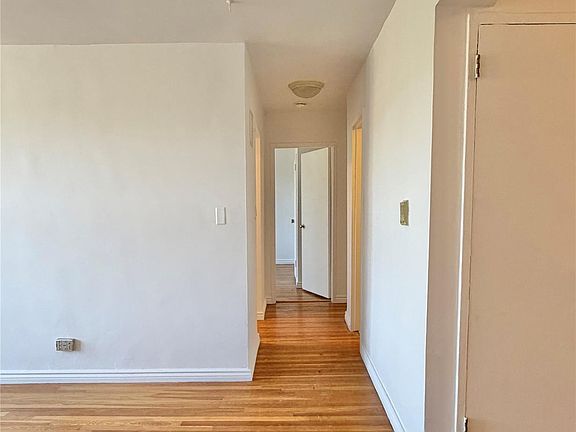 3rd image of 5715 Mosholu Avenue #7H