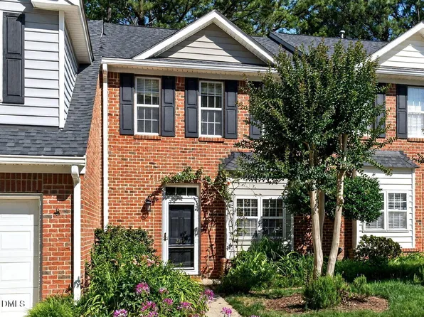 2110 White Pond Ct, Apex, NC 27523